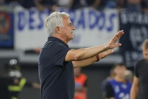 Jose Mourinho lại làm Serie A dậy sóng