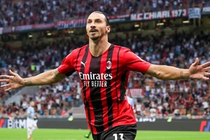 Zlatan Ibrahimovic sẽ trở lại AC Milan
