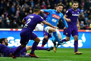 Napoli sẽ có trận cầu khó khăn khi tiếp Fiorentina