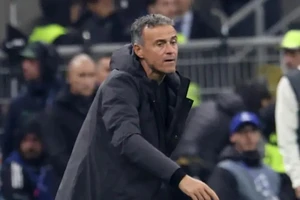 HLV Luis Enrique (PSG) thừa nhận bảng đấu rất khó khăn