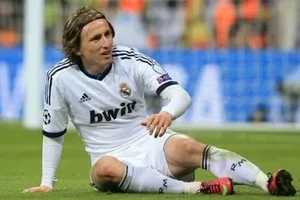 Luka Modric vẫn muốn ở lại Real Madrid