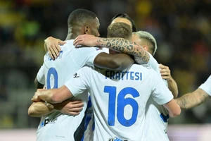 Các cầu thủ Inter MIlan mừng chiến thắng trước Frosinone