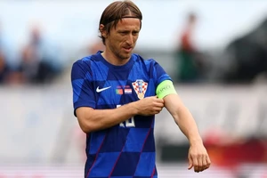 Luka Modric ghi bàn trong chiến thắng trước Bồ Đào Nha