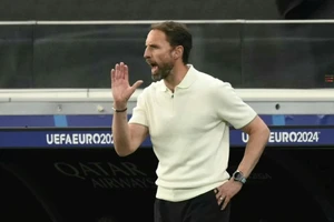 HLV Gareth Southgate thừa nhận áp lực