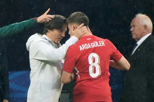 HLV Vincenzo Montella và Arda Guler