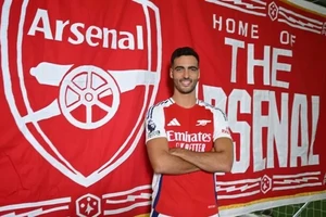 Mikel Merino khoác áo Arsenal sau khi ký hợp đồng 4 năm