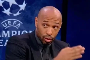 Cựu tiền đạo người Pháp Thierry Henry bình luận trên đài CBS