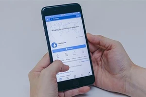 Facebook thừa nhận các hãng quảng cáo có thể sử dụng số điện thoại người dùng