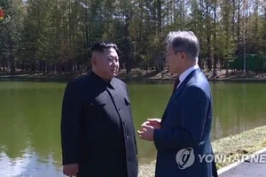 Tổng thống Hàn Quốc và nhà lãnh đạo Triều Tiên gặp nhau trong tháng 9 vừa qua. Ảnh: Yonhap