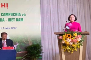 Việt Nam - Campuchia đẩy mạnh hợp tác kinh tế, xã hội