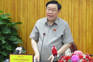 Chủ tịch Quốc hội Vương Đình Huệ làm việc với lãnh đạo chủ chốt tỉnh Tây Ninh