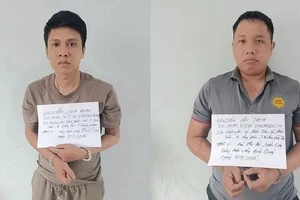 Bình Dương: Bắt 2 nghi can cướp tiệm vàng ở huyện Bàu Bàng