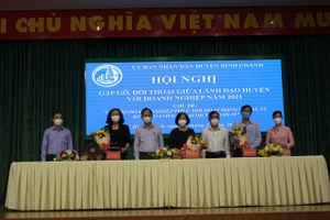 TPHCM: Huyện Bình Chánh bàn giải pháp xây nhà lưu trú cho công nhân