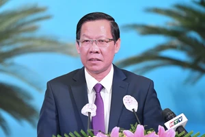 Chủ tịch UBND TPHCM Phan Văn Mãi: Mong kiều bào hiến kế, đầu tư để TPHCM phát triển sau đại dịch