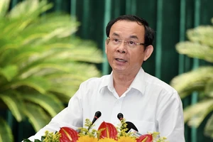 Bí thư Thành ủy TPHCM Nguyễn Văn Nên kết luận hội nghị. Ảnh: VIỆT DŨNG