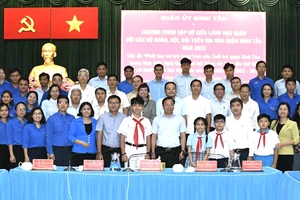 Lãnh đạo quận Bình Tân lắng nghe hiến kế của thanh thiếu nhi