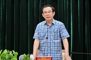 Đồng chí Nguyễn Văn Nên, Ủy viên Bộ Chính trị, Bí thư Thành ủy TPHCM, Trưởng Ban Chỉ đạo phòng chống tham nhũng, tiêu cực TPHCM chủ trì phiên họp lần 2. Ảnh: VIỆT DŨNG