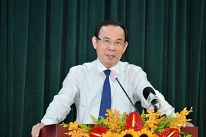 Bí thư Thành ủy TPHCM Nguyễn Văn Nên phát biểu chỉ đạo hội nghị. Ảnh: VIỆT DŨNG