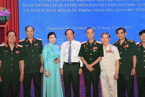 TPHCM họp mặt tri ân tướng lĩnh, cán bộ quân đội nghỉ hưu