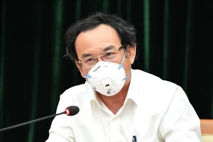 Bí thư Thành ủy TPHCM Nguyễn Văn Nên: Tập trung mọi nguồn lực để có vaccine phòng Covid-19 cho người dân