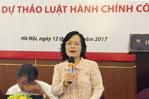 ĐBQH Trần Thị Quốc Khánh nói về dự án Luật Hành chính công