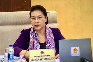 Chủ tịch Quốc hội Nguyễn Thị Kim Ngân phát biểu tại phiên họp 