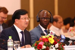 Phó Thủ tướng Chính phủ Trịnh Đình Dũng phát biểu tại VBF giữa kỳ 2019