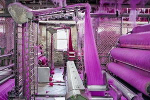 Công nghiệp nhuộm (vải, sợi) thuộc nhóm loại hình sản xuất công nghiệp có nguy cơ gây ô nhiễm môi trường