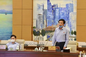Tổng Thư ký Quốc hội Nguyễn Hạnh Phúc nhận định, áp dụng hình thức họp trực tuyến sẽ là một bước tiếp tục tăng cường ứng dụng công nghệ thông tin trong hoạt động của Quốc hội, tiến tới Quốc hội điện tử