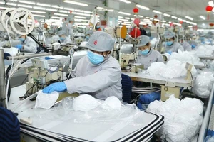 ADB dự báo kinh tế Việt Nam tăng trưởng 1,8% ​