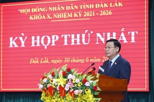  Chủ tịch Quốc hội Vương Đình Huệ phát biểu chỉ đạo tại kỳ họp thứ nhất của HĐND tỉnh Đắk Lắk khóa X, nhiệm kỳ 2021 – 2026