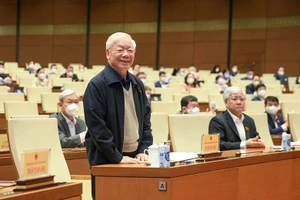 Tổng Bí thư Nguyễn Phú Trọng tham dự hội nghị đại biểu Quốc hội chuyên trách đầu tiên của nhiệm kỳ Quốc hội khóa XV