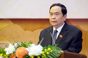 Phó Chủ tịch Thường trực Quốc hội Trần Thanh Mẫn phát biểu tại lễ bàn giao ​ ​