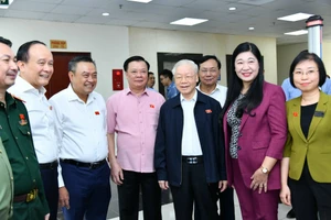 Tổng Bí thư Nguyễn Phú Trọng phát biểu với cử tri đơn vị bầu cử số 1, TP Hà Nội. Ảnh: VIẾT CHUNG