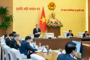 Phó Chủ tịch Quốc hội Nguyễn Đức Hải điều hành nội dung góp ý cho dự án Luật Viễn thông (sửa đổi)