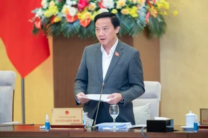 Phó Chủ tịch Quốc hội Nguyễn Khắc Định cho biết, từ 1-7-2024 sẽ thực hiện cải cách tiền lương theo Nghị quyết 27-NQ/TW