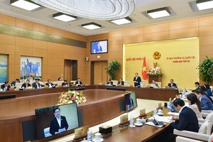 Quang cảnh một phiên họp Ủy ban Thường vụ Quốc hội