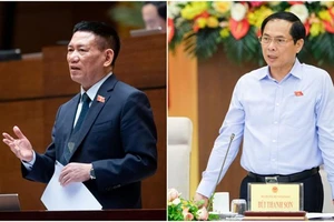 Trong khuôn khổ phiên họp thứ 31 của UBTVQH sẽ diễn ra hoạt động chất vấn Bộ trưởng Bộ Tài chính Hồ Đức Phớc (trái) và Bộ trưởng Bộ Ngoại giao Bùi Thanh Sơn