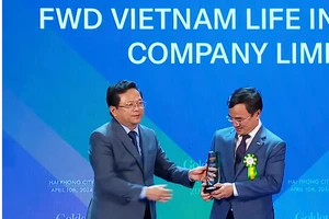 Đại diện Công ty THHH Gamuda Land Việt Nam, 1 trong 50 doanh nghiệp FDI nhận Giải thưởng Rồng Vàng