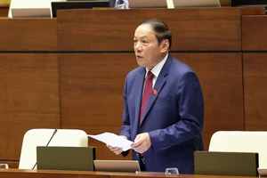 Bộ trưởng Bộ VH-TT-DL Nguyễn Văn Hùng. Ảnh: QUANG PHÚC 