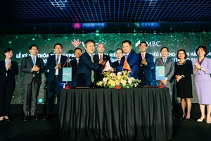 VPBank và SMBC ký kết thỏa thuận 