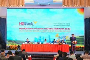 Quang cảnh Đại hội đồng cổ đông năm 2023 của HDBank 