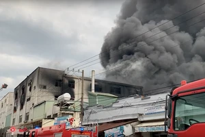 Hiện trường vụ cháy ở KCN Việt Hương