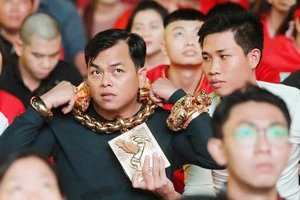 Đề nghị truy tố Phúc XO – người đeo vàng nhiều nhất Việt Nam.