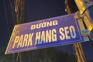 tấm biển “đường Park Hang Seo” ở quận 9 gây xôn xao dư luận. 