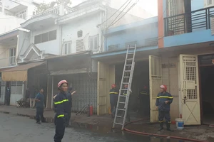 Cháy nhà dân khiến 2 người tử vong