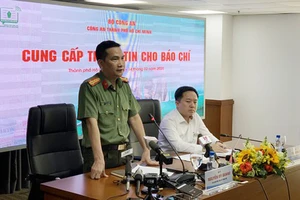 Đại tá Nguyễn Sỹ Quang, Phó Giám đốc Công an TPHCM thông tin vụ việc. Ảnh:C.T