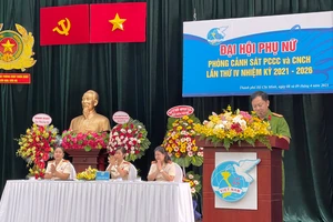 Đại tá Huỳnh Quang Tâm, Trưởng Phòng PC07, Công an TPHCM phát biểu tại đại hội 