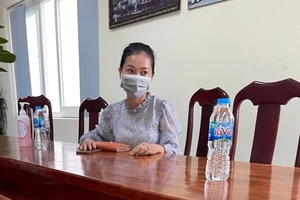 Nguyễn Thị Thùy Dương tại cơ quan công an. Ảnh: CA