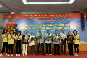Họp mặt kỷ niệm 77 năm Ngày thành lập Ngành phát thanh truyền hình Việt Nam. Ảnh: CHÍ THẠCH 